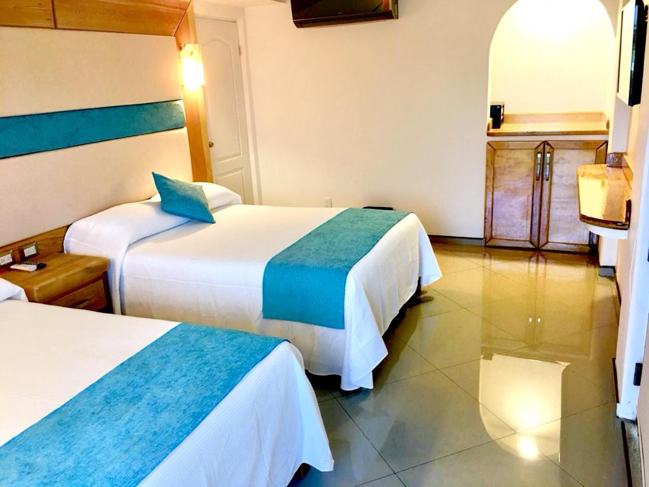Hotel Blue Star Cancún Exteriör bild