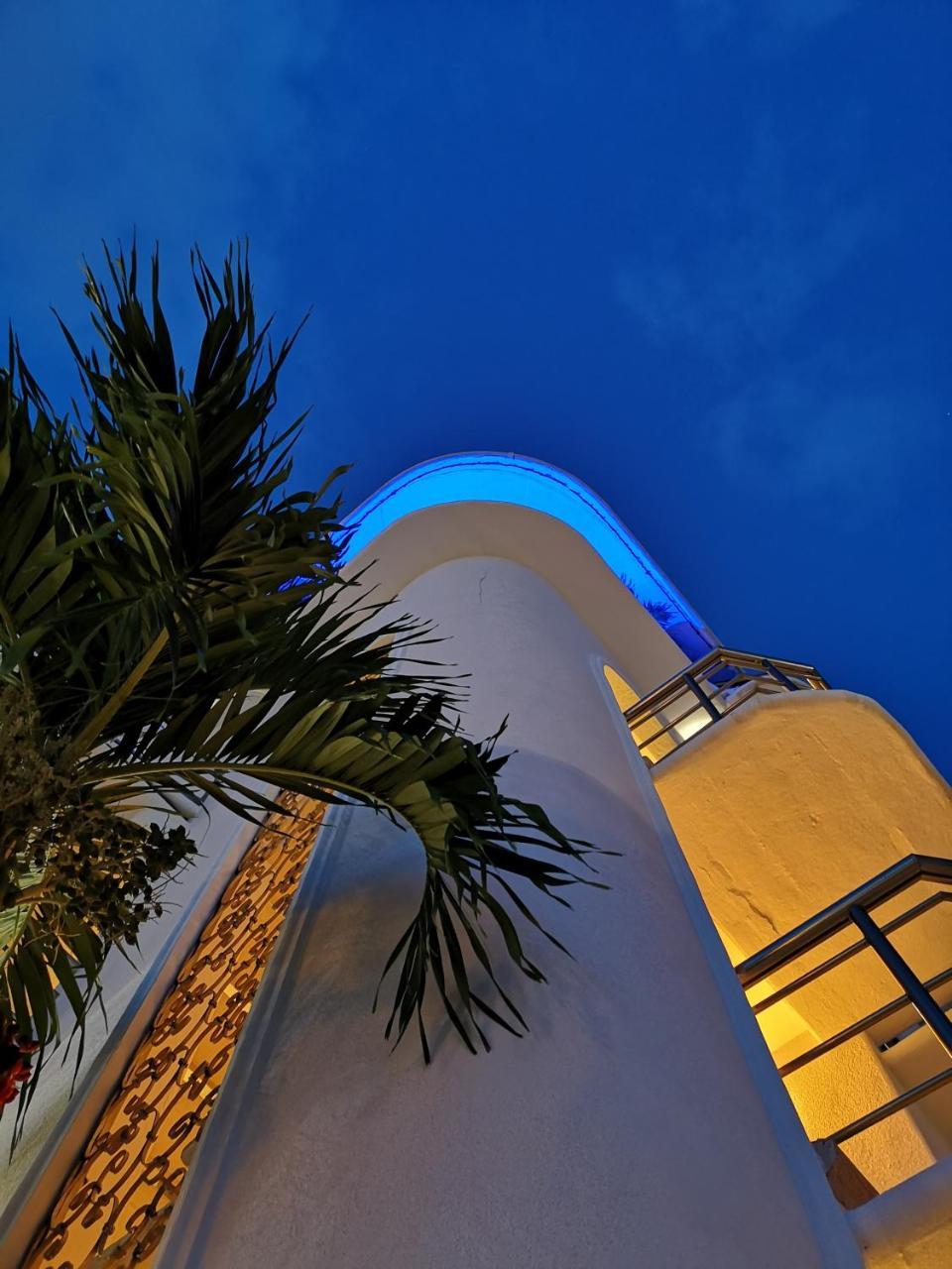 Hotel Blue Star Cancún Exteriör bild