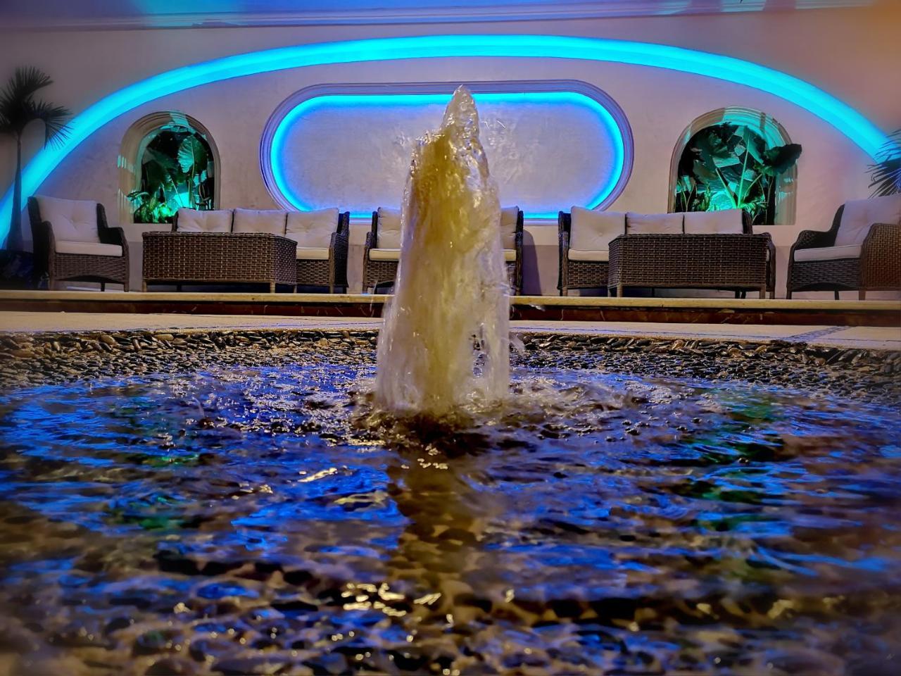 Hotel Blue Star Cancún Exteriör bild
