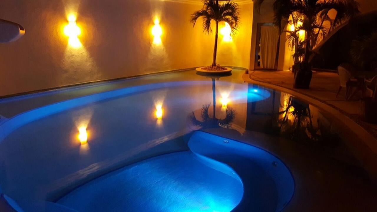 Hotel Blue Star Cancún Exteriör bild